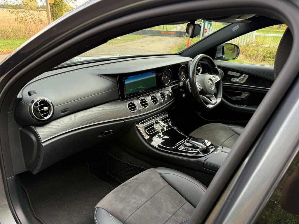 Mercedes-Benz E Class 4.0L 4.0 E63 V8 Biturbo Premium Saloon Petro Blue #30