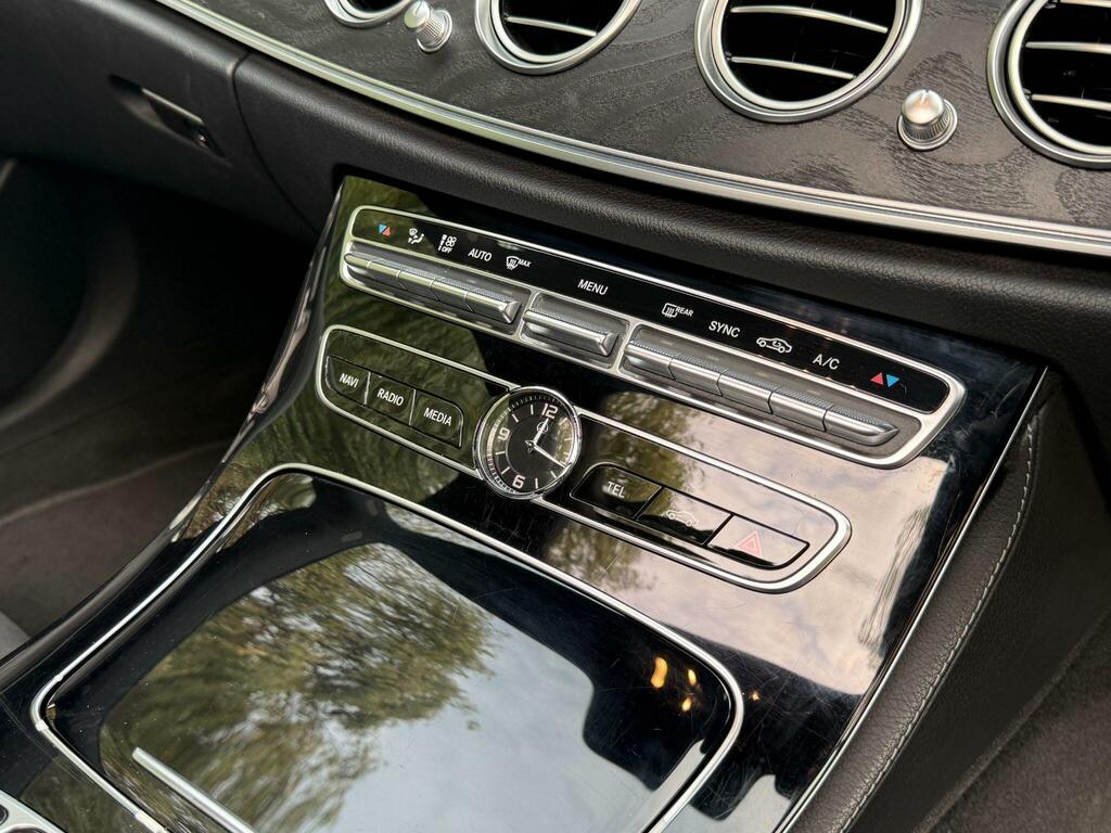 Mercedes-Benz E Class 4.0L 4.0 E63 V8 Biturbo Premium Saloon Petro Blue #35