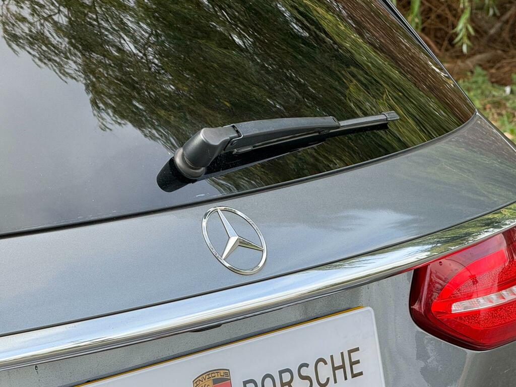 Mercedes-Benz E Class 4.0L 4.0 E63 V8 Biturbo Premium Saloon Petro Blue #52