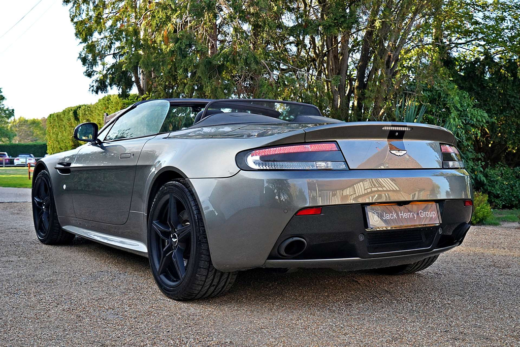 Aston Martin Vantage Amr V8 Roadster #4