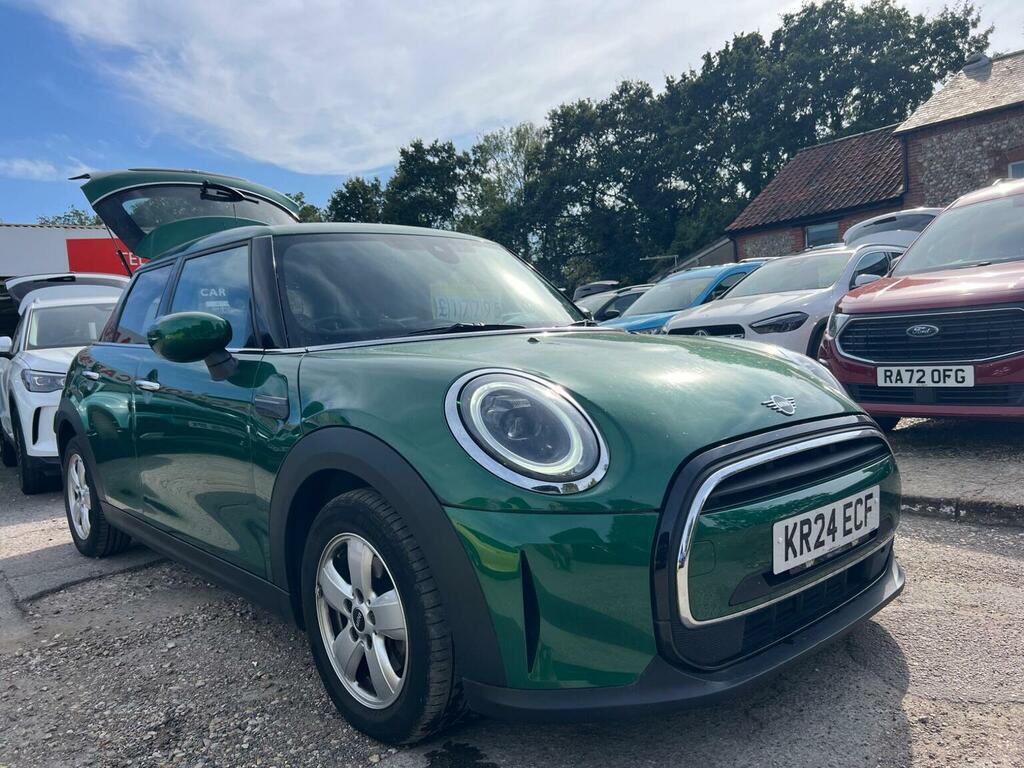 Mini Hatch Hatchback 1.5 Cooper Classic Steptronic Euro 6 S Green