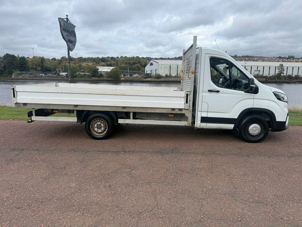 Maxus Deliver 9 Mpv White #3