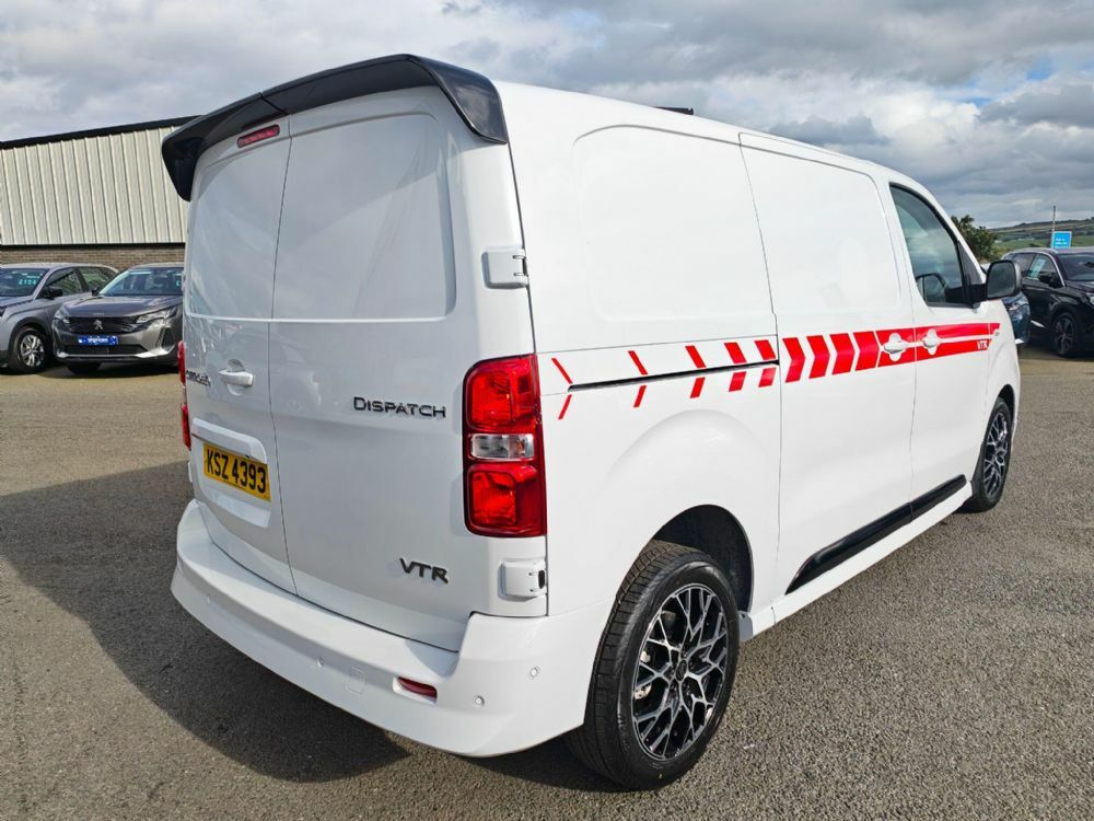 Citroen Dispatch 2.2 Vtr M Panel Van 6Dr 8 Mwb Euro 6 White