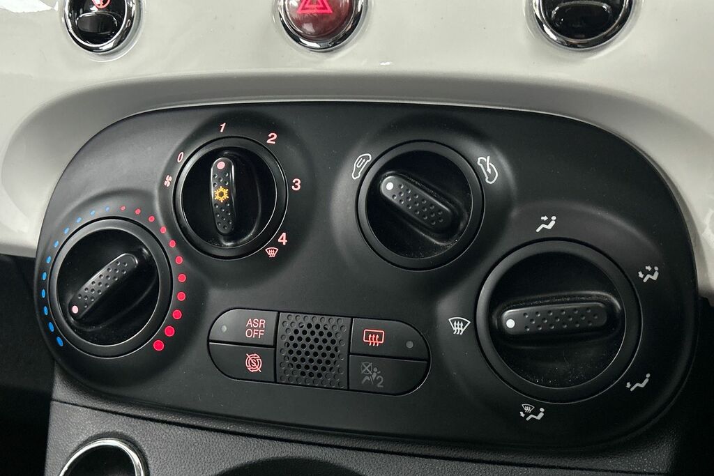 Fiat 500 2018 1.2 Lounge Dualogic 69 Bhp White #18