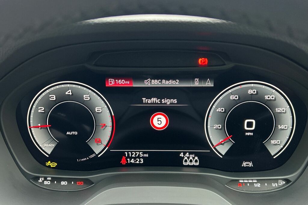 Audi Q2 Black Edition 35 Tfsi 150 Ps S Tronic Grey #15