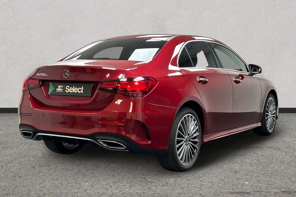 Mercedes-Benz A Class 1.3 A250e 15.6Kwh Amg Line Premium Plus 8G-dct E Red #2