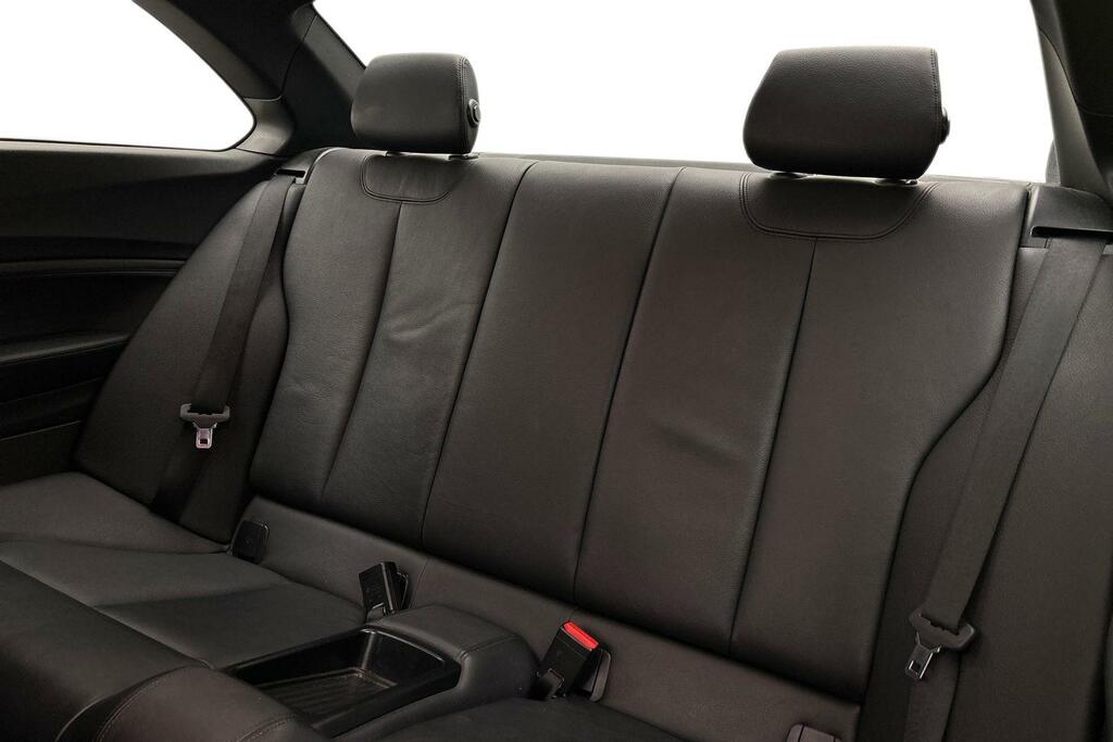 BMW 2 Series 220D M Sport U91185 White #12