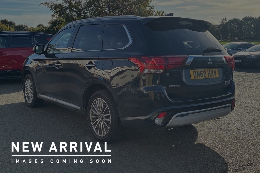 Mitsubishi Outlander 2.4H Twinmotor 13.8Kwh 4H Cvt 4Wd Euro 6 Ss Black #3