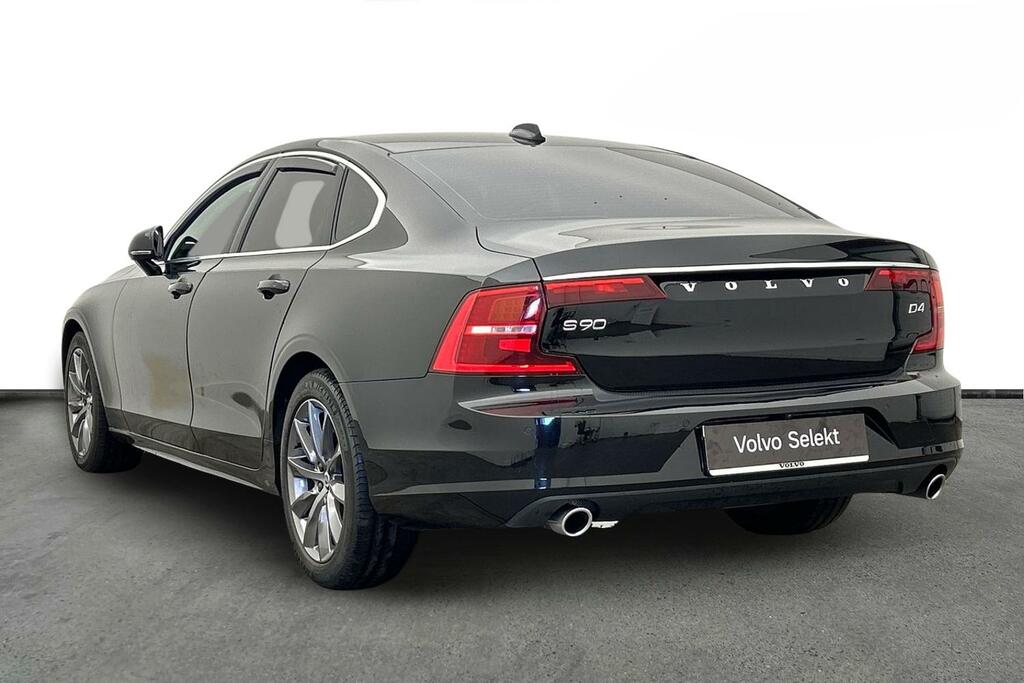 Volvo S90 D4 Momentum Plus Black #3