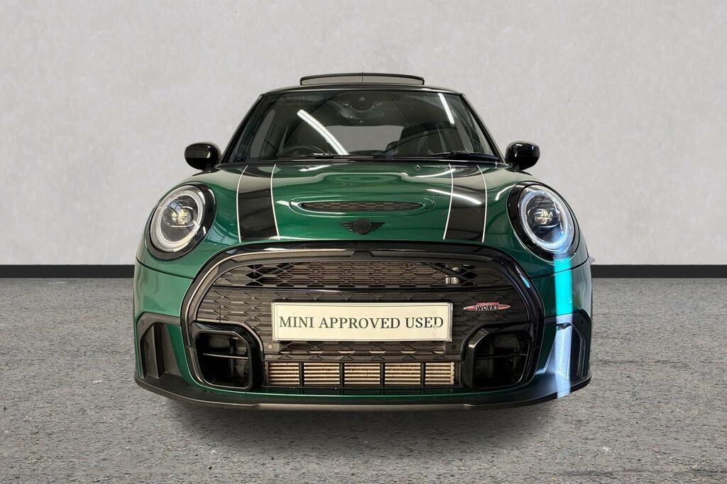 Mini Hatch 1.5 Cooper Classic Premium 2023 Silver #16