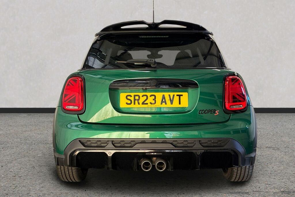 Mini Hatch 1.5 Cooper Classic Premium 2023 Silver #15