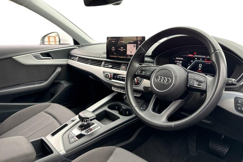 Audi A4 Avant Avant Technik 35 Tdi 163 Ps S Tronic White #6