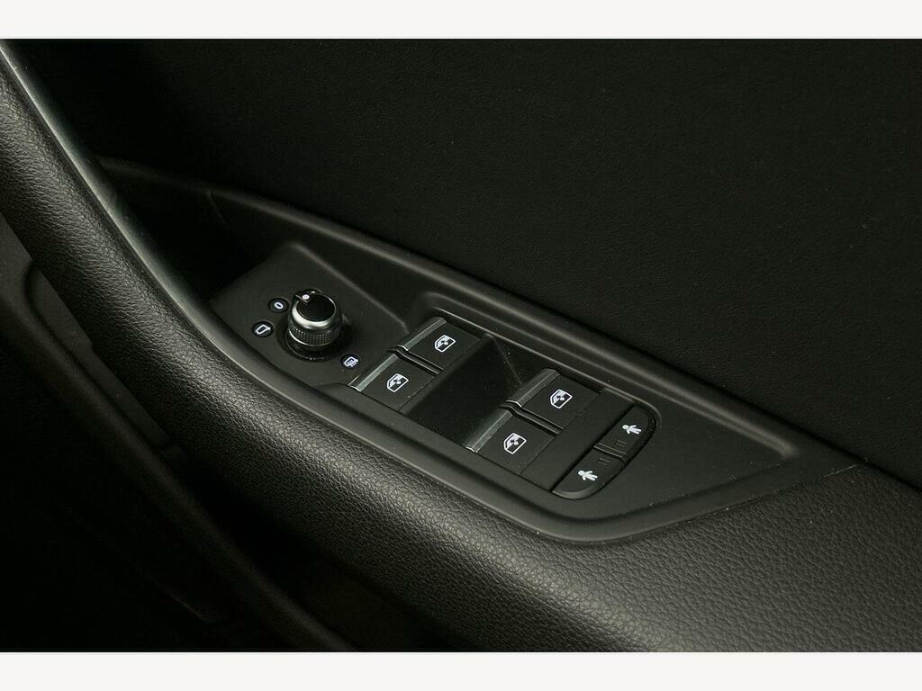 Audi A4 2.0 Tdi Ultra S Line S Tronic Euro 6 Ss Silver #4