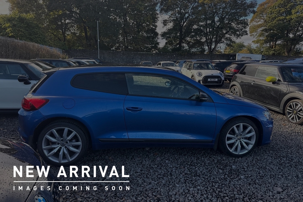 Volkswagen Scirocco 2.0 Scirocco R Tsi Black #4