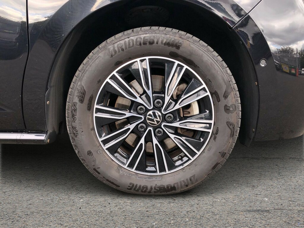 Volkswagen Multivan 1.4 Tsi Ehybrid Style Dsg Black #6