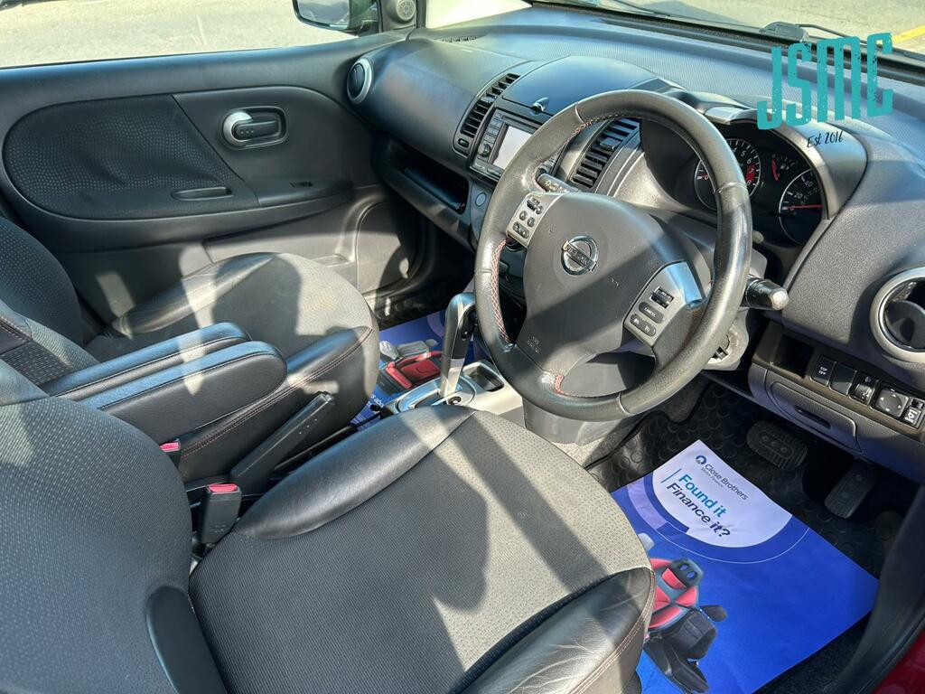 Nissan Note Tekna Red #2