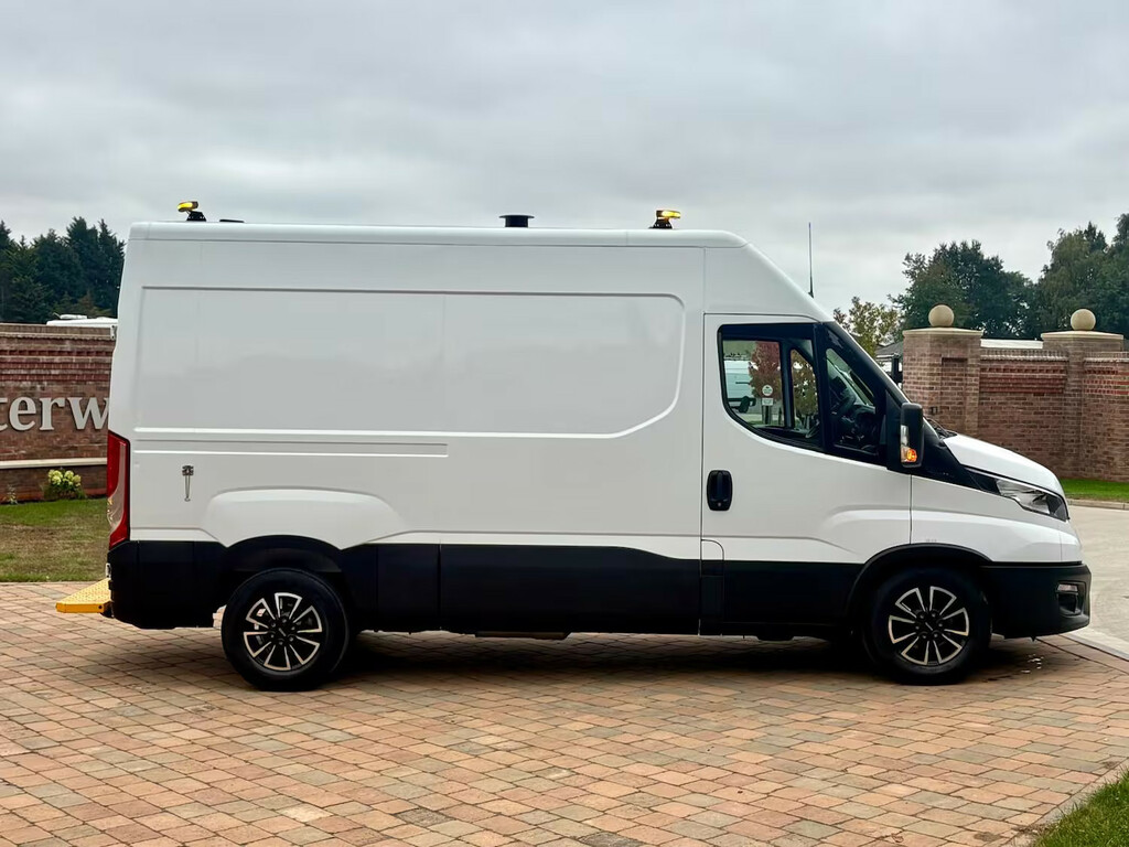 Mercedes-Benz Sprinter Diesel #6