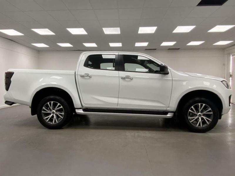 Isuzu D-Max Dl40 Auto White #5