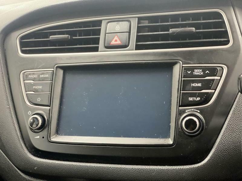 Hyundai I20 Crdi Premium Se White #38