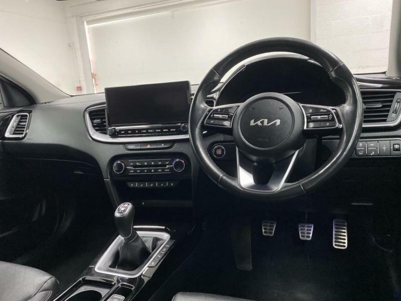 Kia Xceed 1.5 T-gdi 4 Dct Euro 6 Ss Black #84