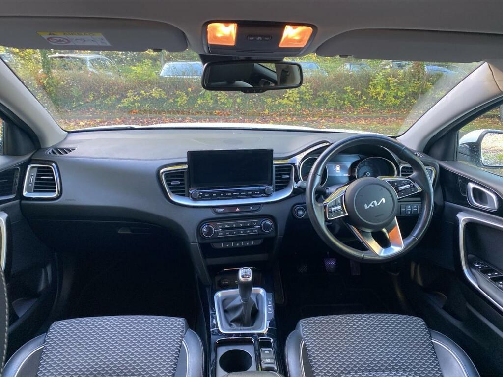 Kia Xceed 1.5 T-gdi 4 Suv Euro 6 Ss 15 Silver #4