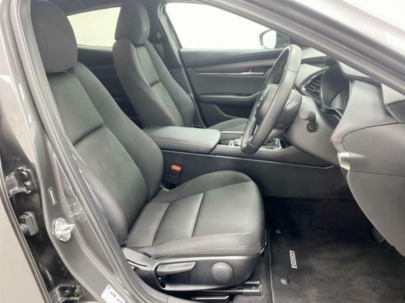 Mazda 3 2.5 E-skyactiv G Mhev 140 Exclusive-line White #75