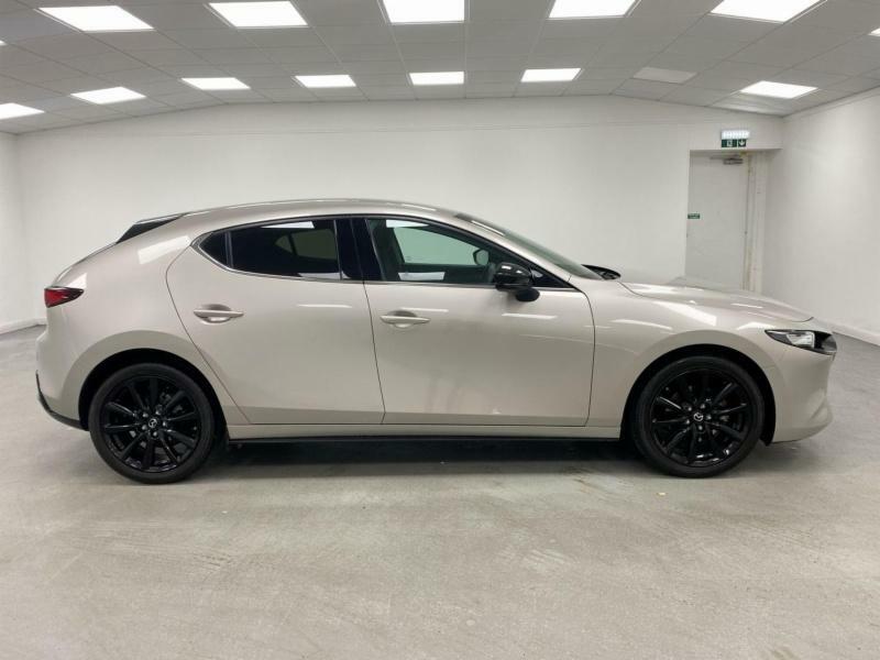 Mazda 3 2.5 E-skyactiv G Mhev 140 Exclusive-line White #98