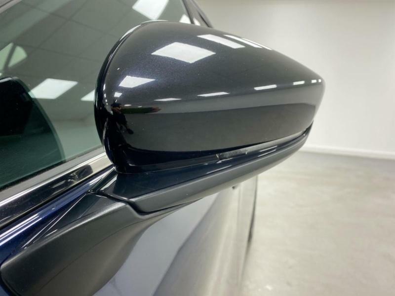 Mazda 3 2.5 E-skyactiv G Mhev 140 Exclusive-line White #25