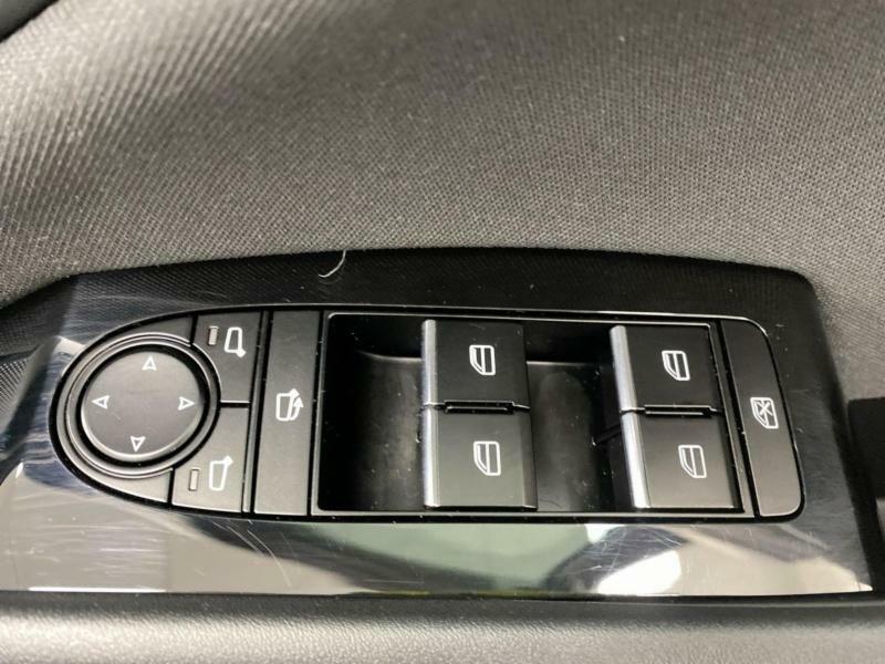 Mazda 3 2.5 E-skyactiv G Mhev 140 Exclusive-line White #77
