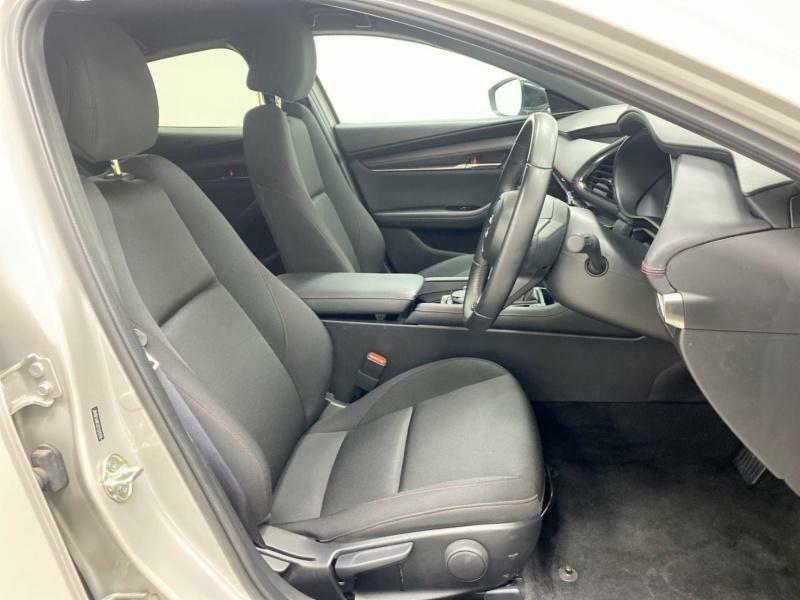 Mazda 3 2.5 E-skyactiv G Mhev 140 Exclusive-line White #120