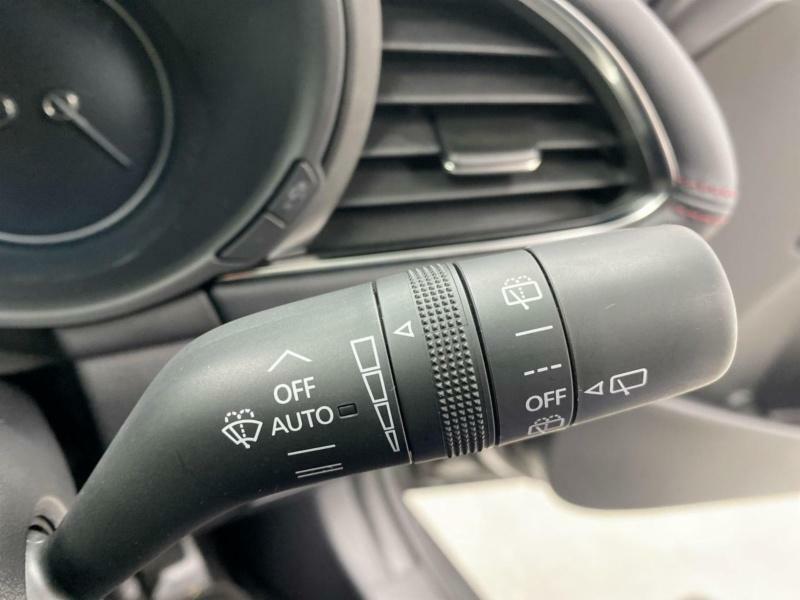 Mazda 3 2.5 E-skyactiv G Mhev 140 Exclusive-line White #85