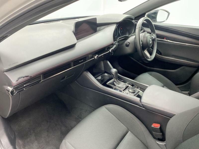 Mazda 3 2.5 E-skyactiv G Mhev 140 Exclusive-line White #95