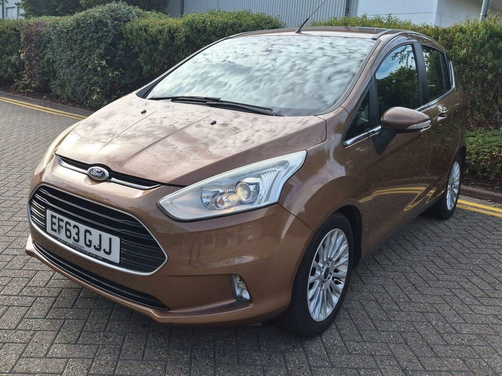 Ford B-Max Titanium Gold