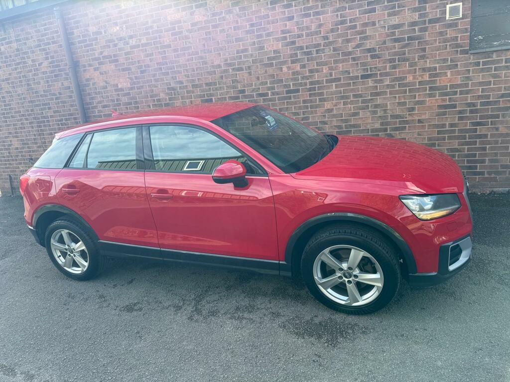 Audi Q2 Sport Tdi Red #5