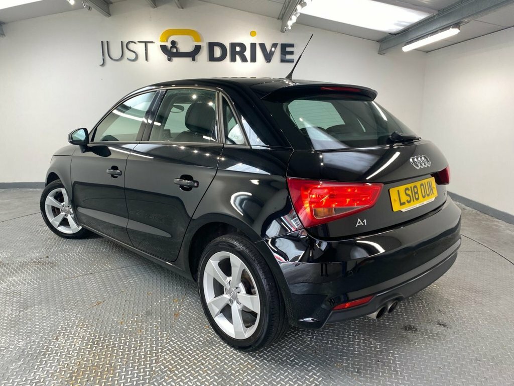 Audi A1 1.4L Sport Black #3