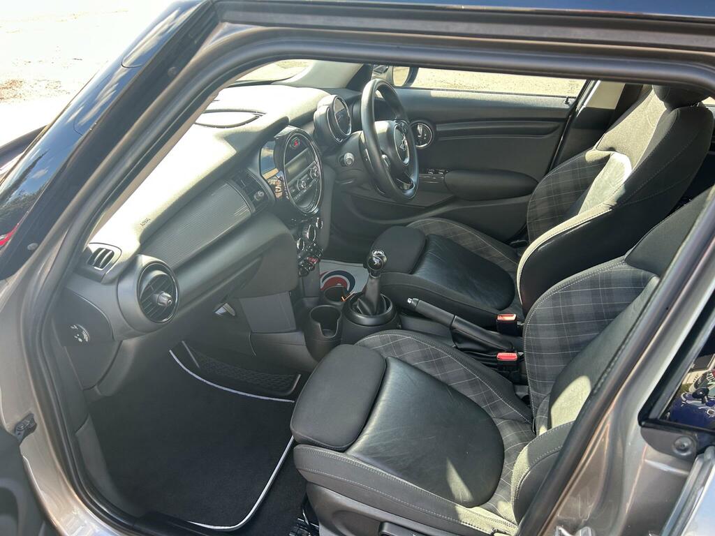Mini Hatch Hatchback 2.0 Cooper Sd Euro 6 Ss 201 Black #16