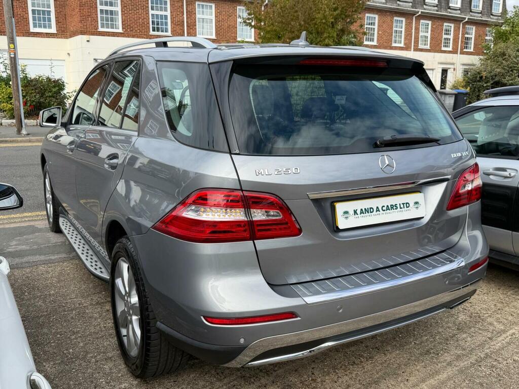 Mercedes-Benz M Class Suv 2.1 Ml250 Bluetec Special Edition G-tronic 4Wd Silver #4