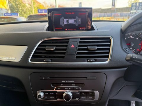 Audi Q3 2.0 Tdi S #20