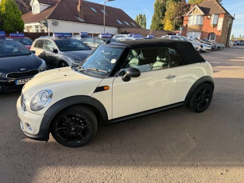 Mini Convertible 1.6 One White #2