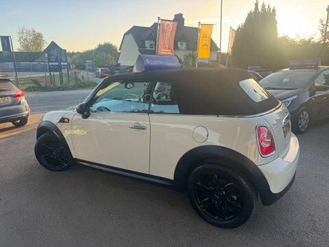 Mini Convertible 1.6 One White #4