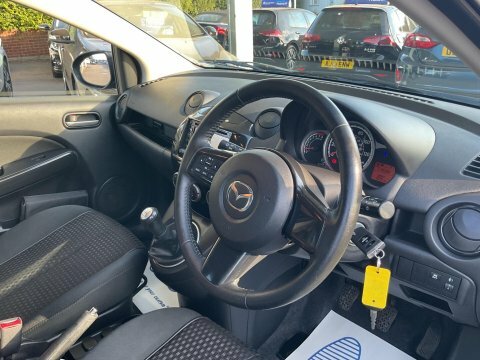 Mazda 2 Hatchback 1.3 Venture Euro 5 201463 Blue #11