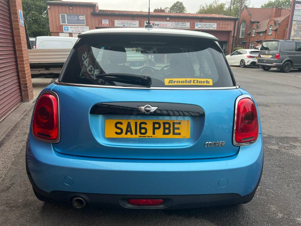 Mini Hatch 1.5 Cooper Blue #4