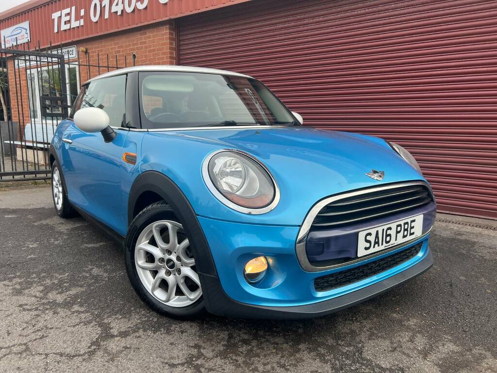 Mini Hatch 1.5 Cooper Blue