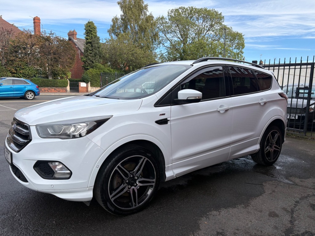 Ford Kuga 2.0 Tdci St-line 2Wd White #2