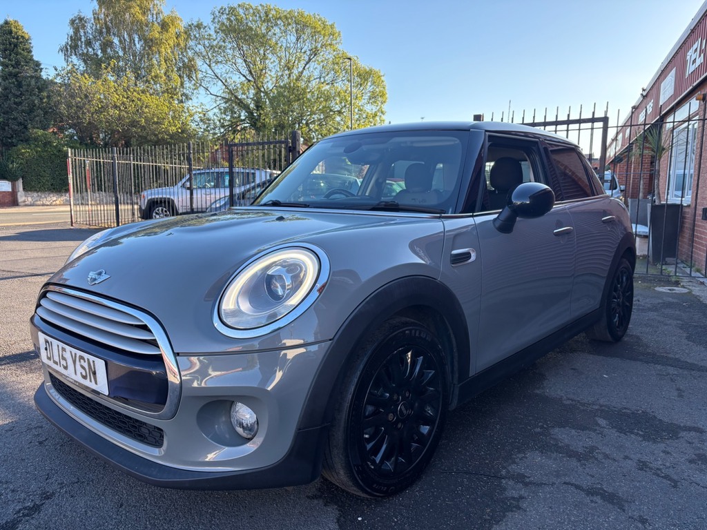 Mini Hatch 1.5 Cooper Grey #2