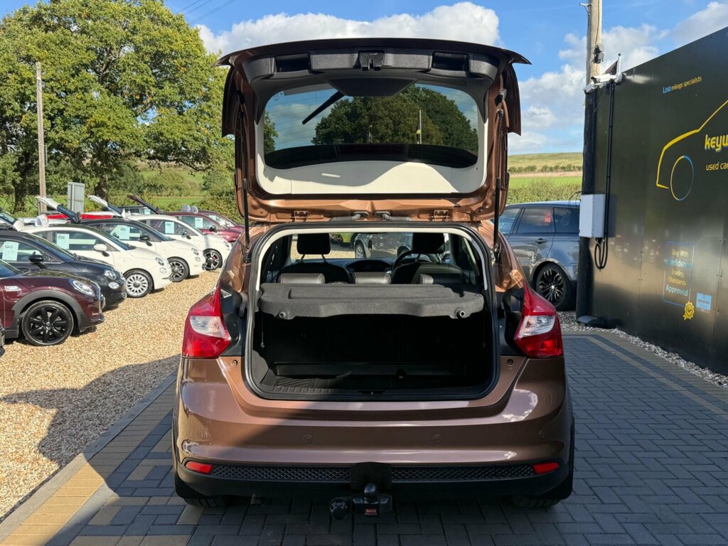 Ford Focus 1.6 Tdci Econetic Zetec Euro 5 Ss Black #21