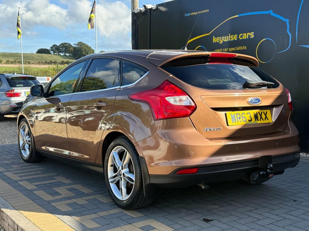 Ford Focus 1.6 Tdci Titanium X Euro 5 Ss Brown #3