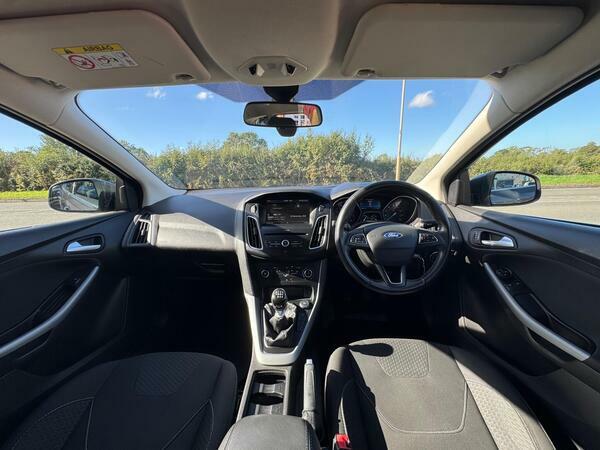 Ford Focus 1.0 Ecoboost 125 Titanium Blue #16