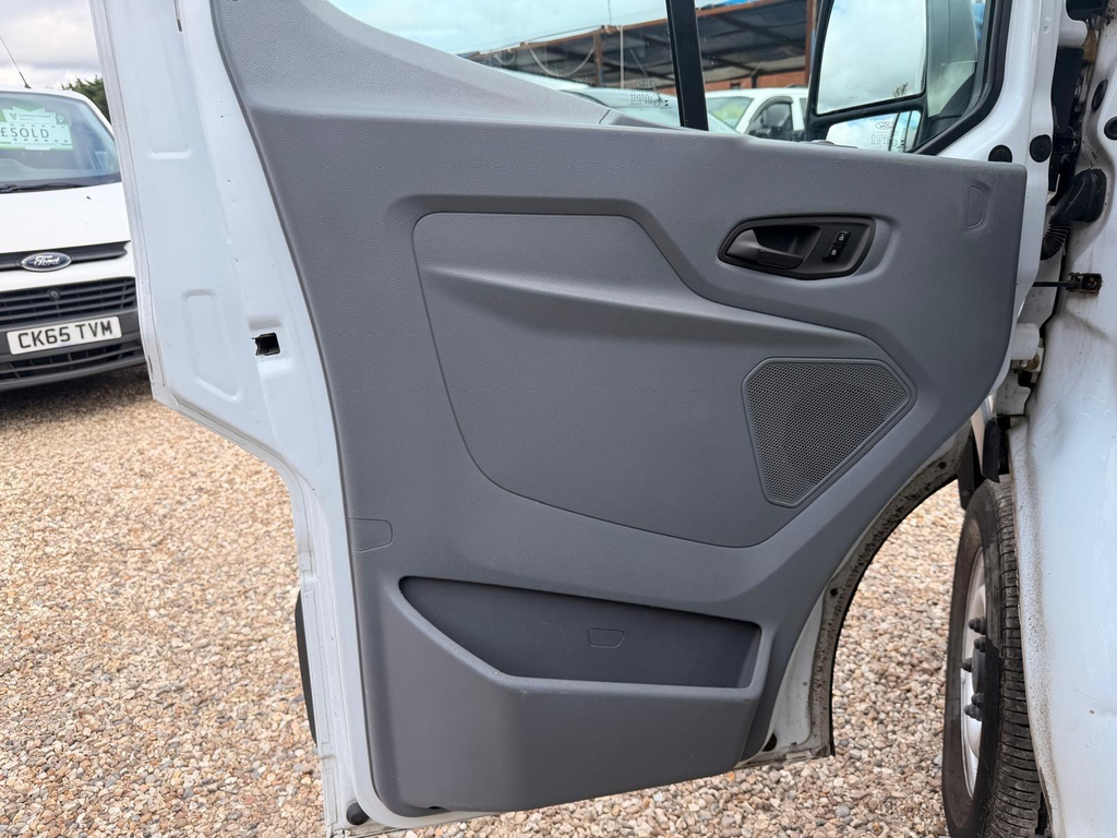 Ford Transit Custom Panel Van 2.0 330 Ecoblue 201818 White #31