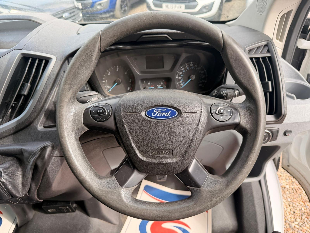 Ford Transit Custom Panel Van 2.0 330 Ecoblue 201818 White #11